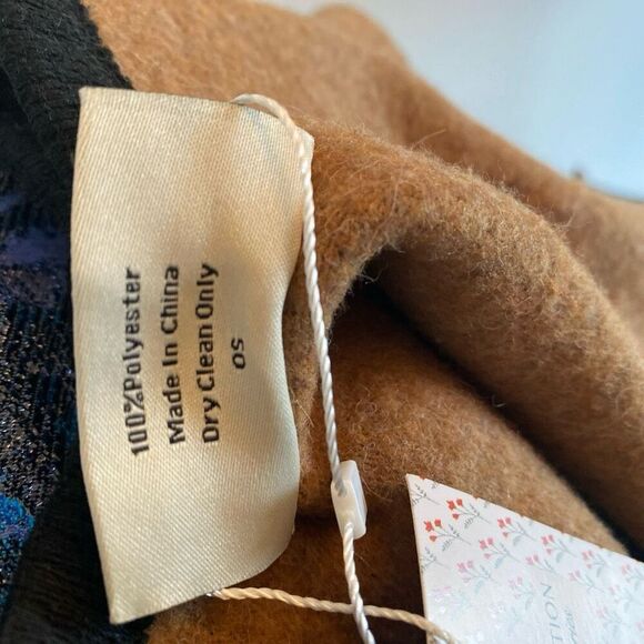 Lulla Collection Shawl Wrap OS - Picture 10 of 11